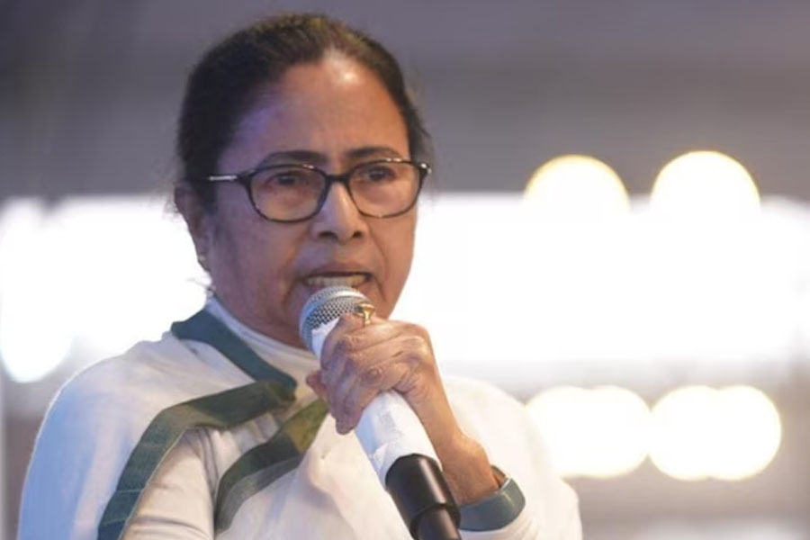 CM Mamata banerjee urges INDIA coalition to protest Waqf law