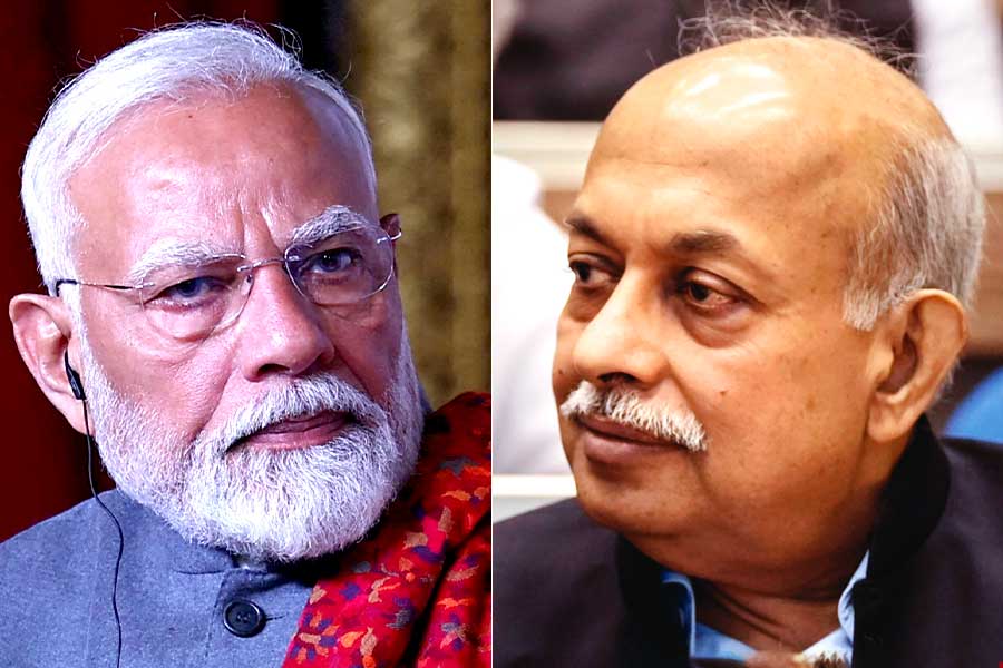 Ex-ED chief Sanjay Kumar Mishra inducted into PM's Economic Advisory Council