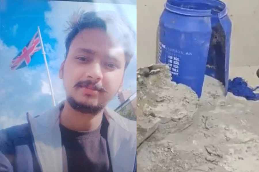 'Papa Drum Mein Hain', Murdered Uttar Pradesh Man's Daughter Told Neighbours