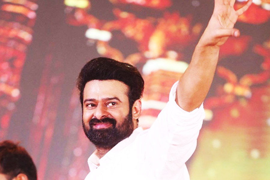 Actor Prabhas To Marry Hyderabad Businessman's Daughter Soon?