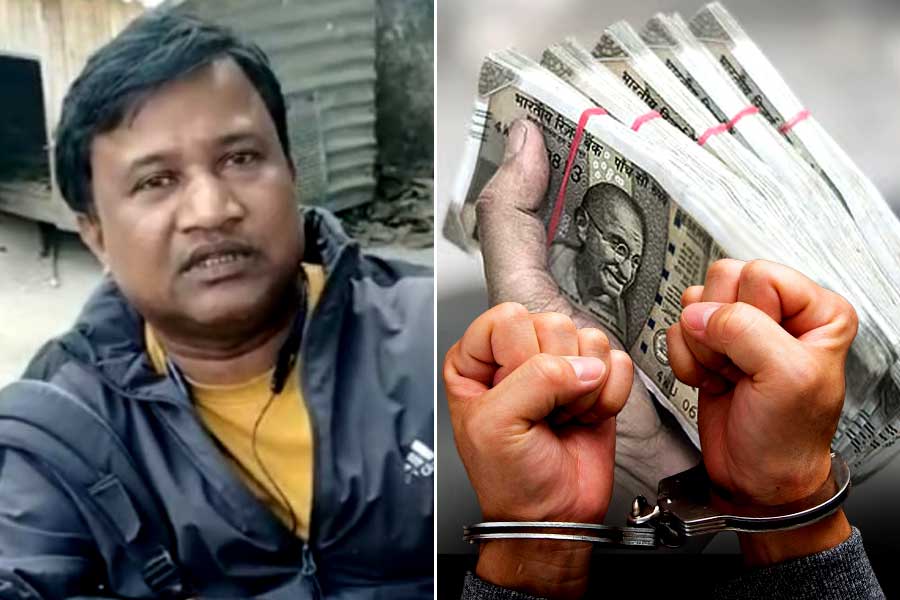Professor arrested in Raiganj