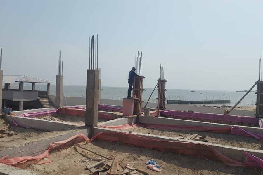 Tajpur administration orders to stop illegal hotel construction