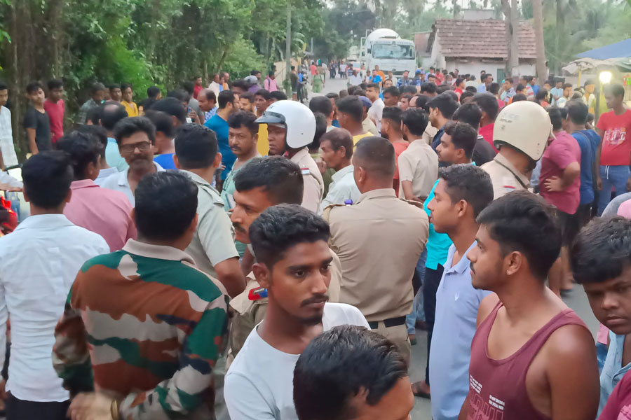 Girl dies in road accident in Baruipur