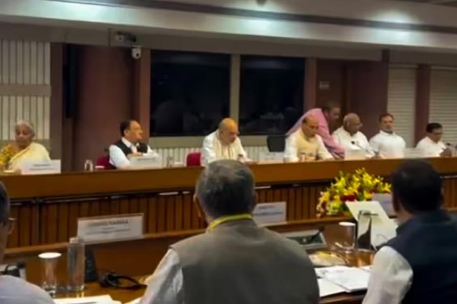 At all-party meet, government admits to security lapse in Pahalgam