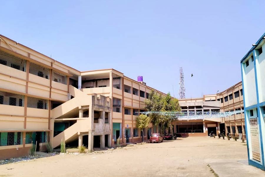 SC Verdict On SSC: Thirty five teachers in one school of Farakka lost job