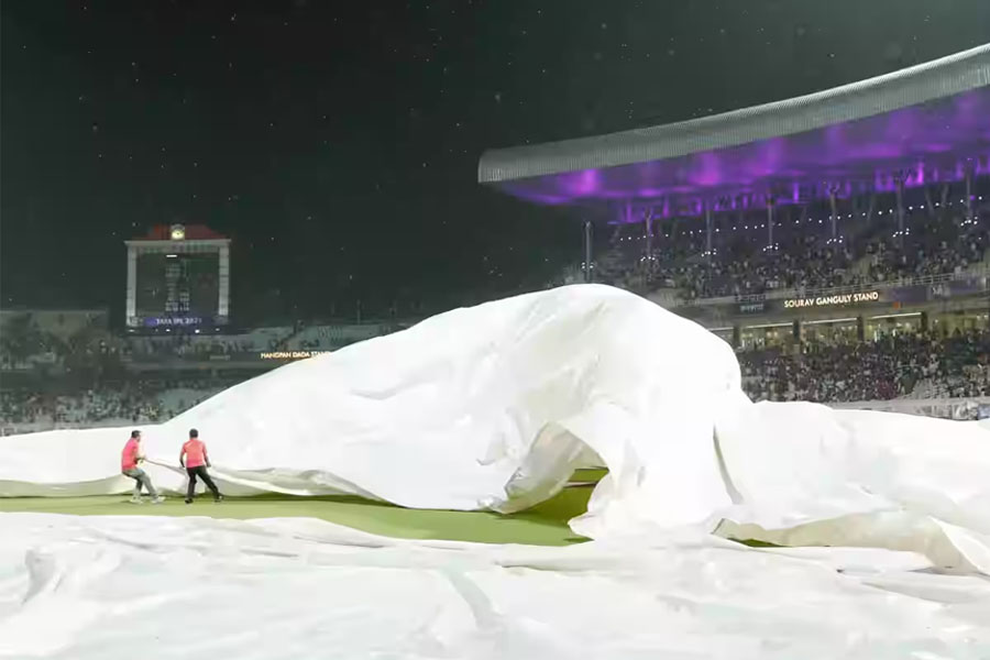 IPL 2025: Eden pays tribute to victims of pahalgam terror attack during rain-interrupted match