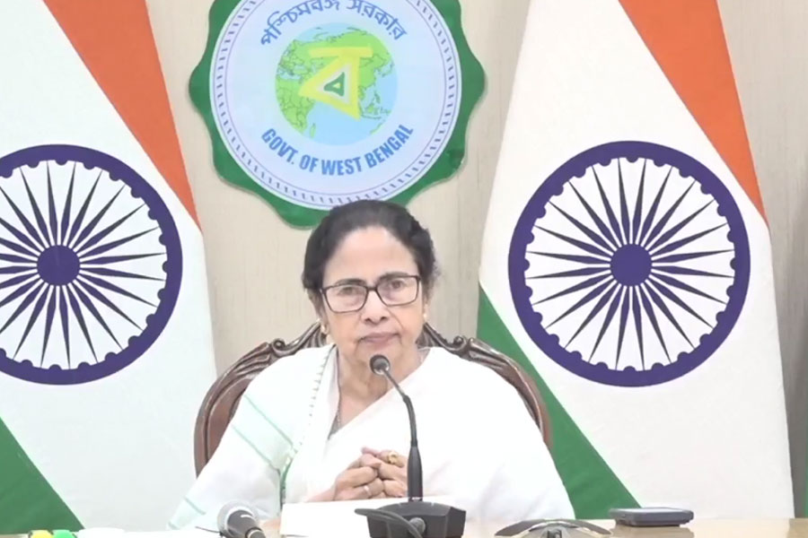 Mamata Banerjee says she is not from elite class