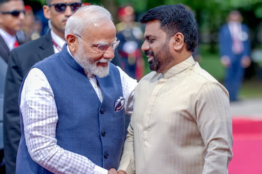 In Sri Lanka, PM urges immediate release of Tamil fishermen