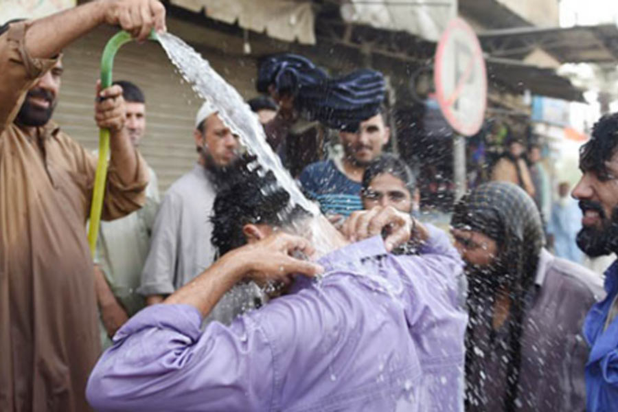 Pakistan nears 50 degree Celsius, may break its own world heat record
