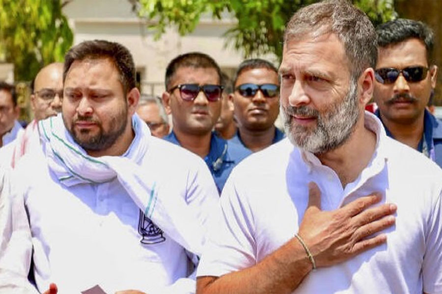 Congress & RJD hold meeting to discuss seat-sharing