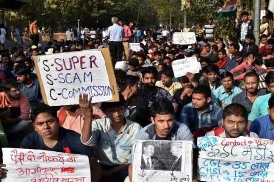 Teacher recruitment scam in other state