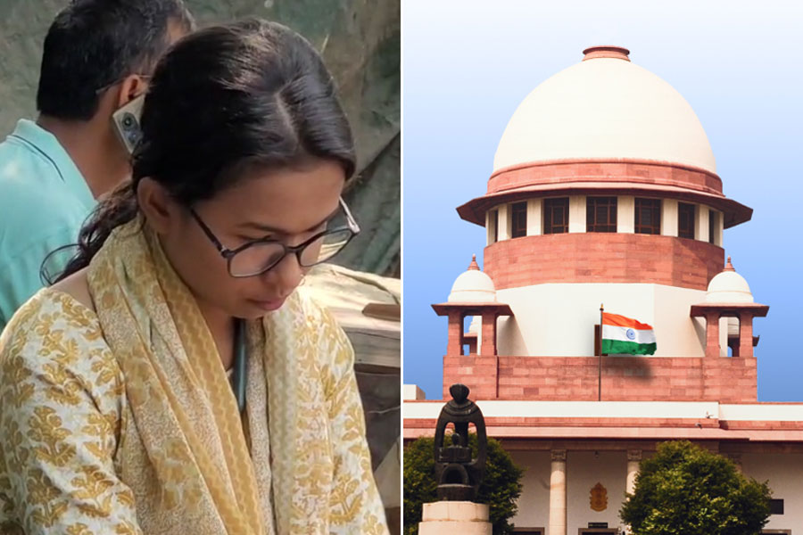 Supreme Court to hear review petetion filed by SSC and West Bengal Govt of cancellation of 26000 teachers' jobs
