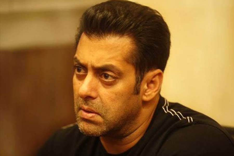 Trespass Into Salman Khan’s House In Separate Incidents; Both Taken Into Custody