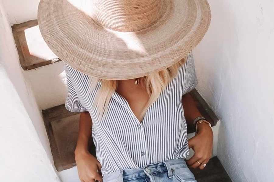 Re wearing summer outfits without washing is easier