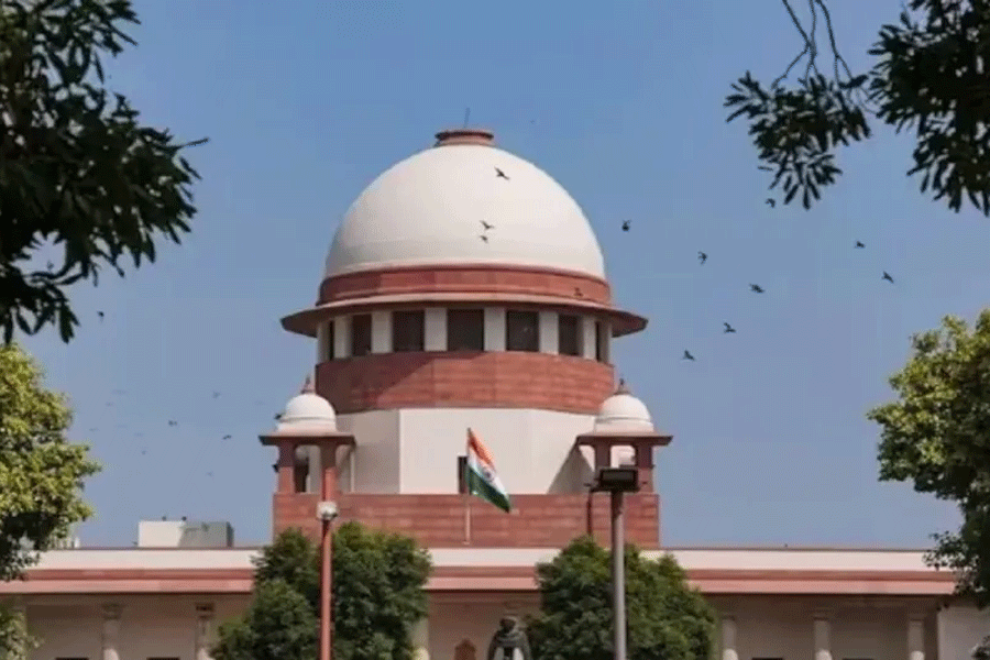 Suprme court order ot Governor and President