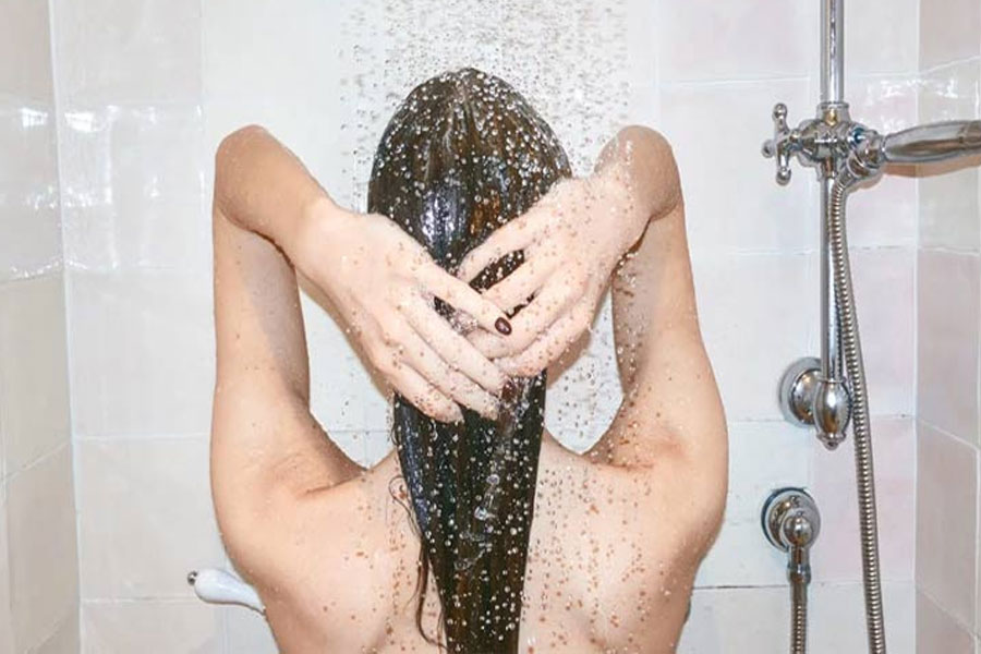 Spy camera in Tarapith hotel bathroom, recording woman bath scene