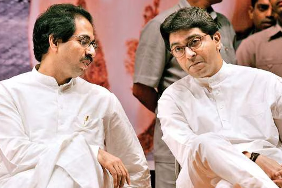 No alliance yet, only emotional talk, Says Sanjay Raut on Thackerays' patch-up buzz