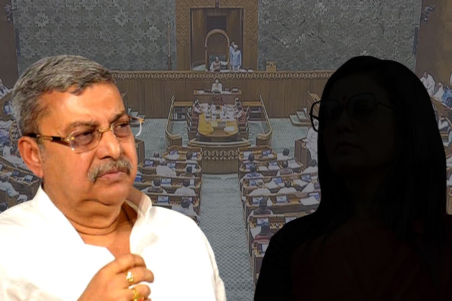 প্রকাশ্যে ঝগড়া! কল্যাণের তোপের মুখে তৃণমূলেরই মহিলা সাংসদ