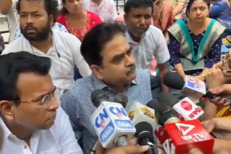 SSC Case: Abhijit Gangopadhyay, Rudranil Ghosh meets Snubbed teachers
