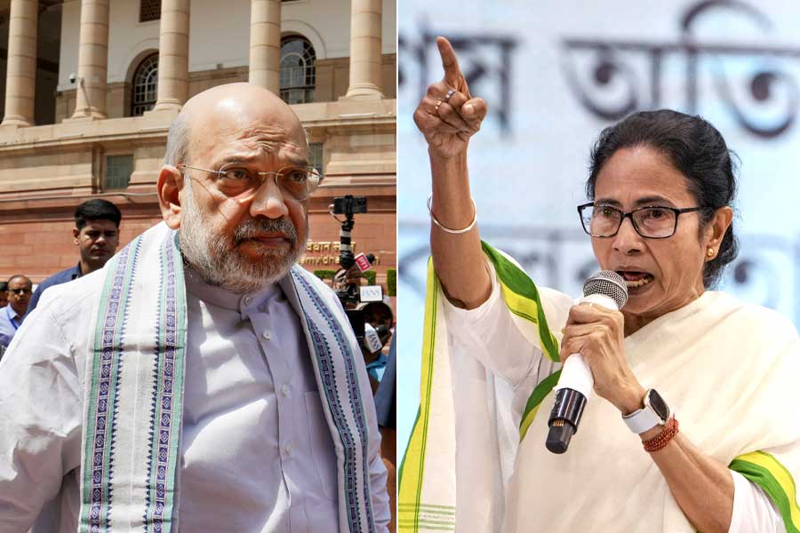 Amit Shah Calls Meeting of Border States' CMs, DGPs, Chief Secretaries