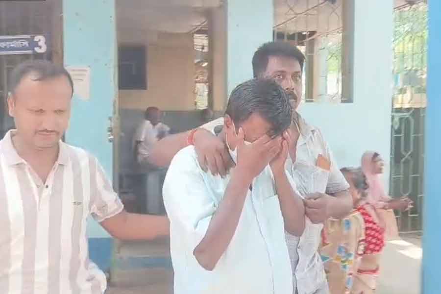 Fake chess player arrested in Bagda for allegedly withdrawing lakhs of rupees in Abhishek's name