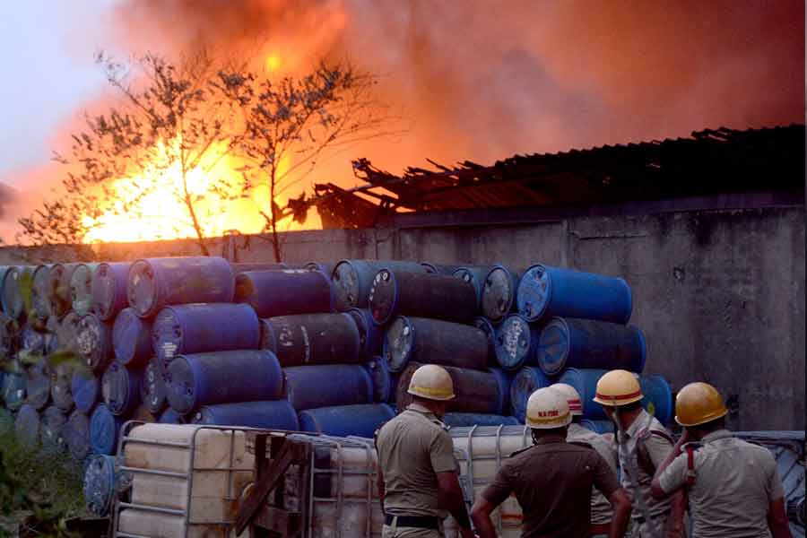 Howrah factory fire still ongoing, fear of huge damage