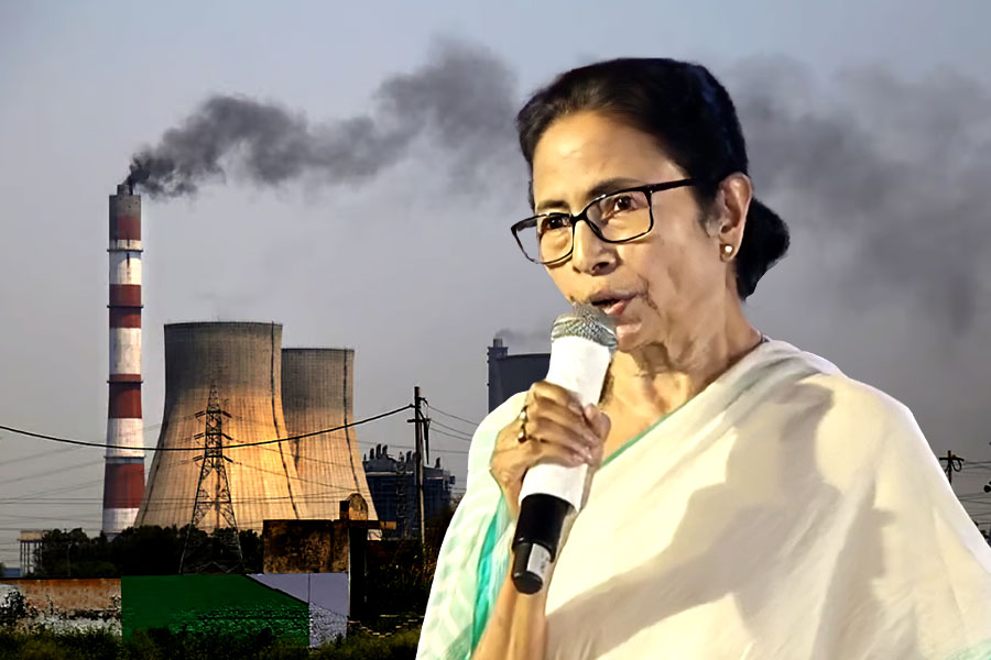 Mamata Banerjee inaugurates thermal power plant in Salbani
