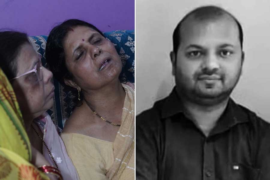 কাশ্মীরে জঙ্গি হানায় প্রাণ গেল পুরুলিয়ার মনীশের