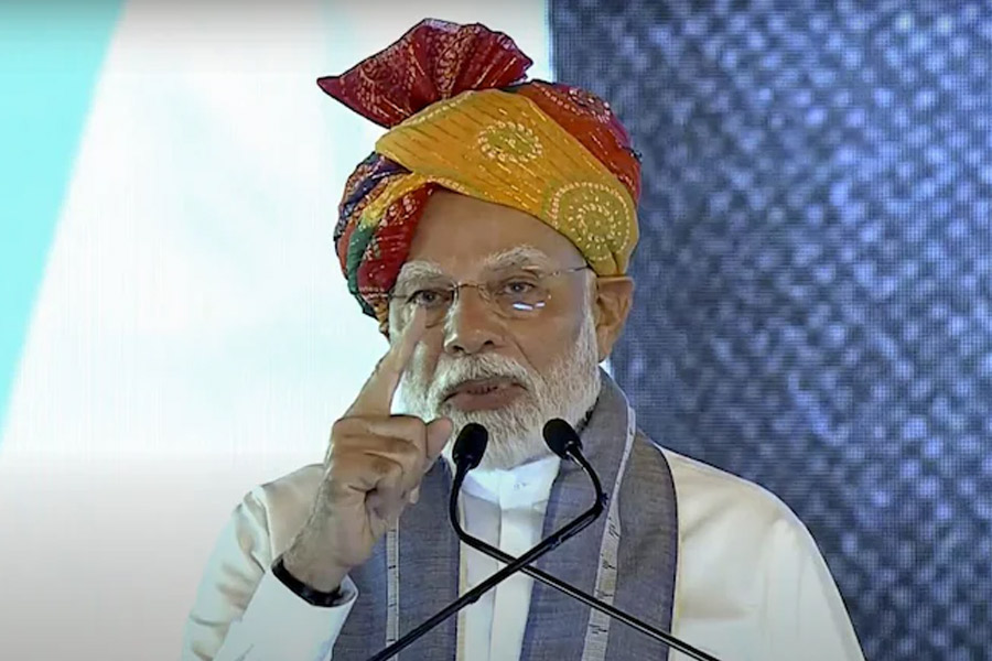 PM Modi to address nation at 8pm today