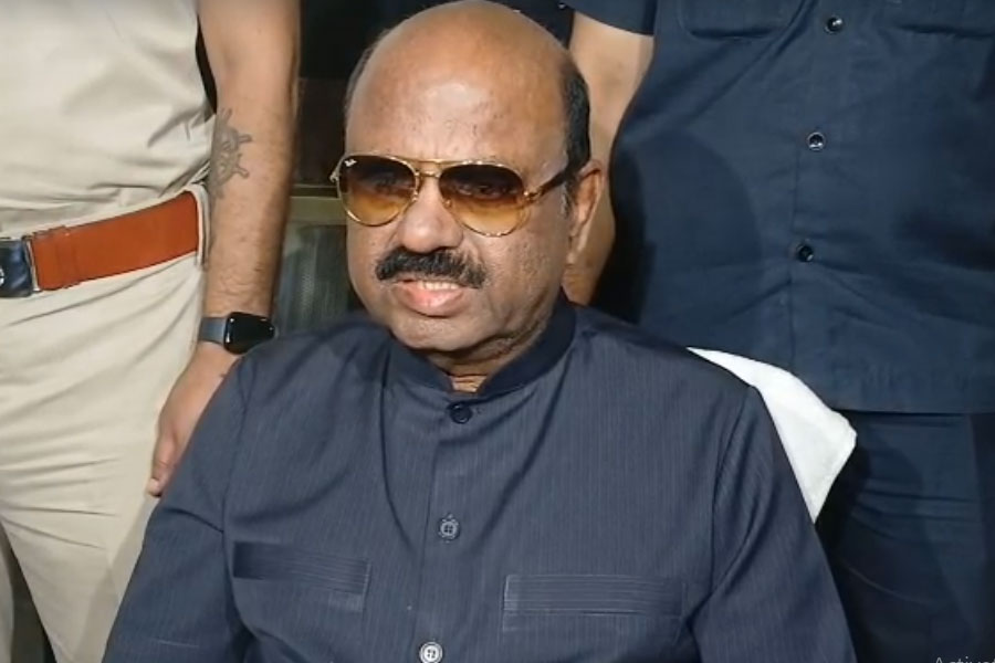 Situation is normal say Governor CV Ananda Bose after visiting Murshidabad