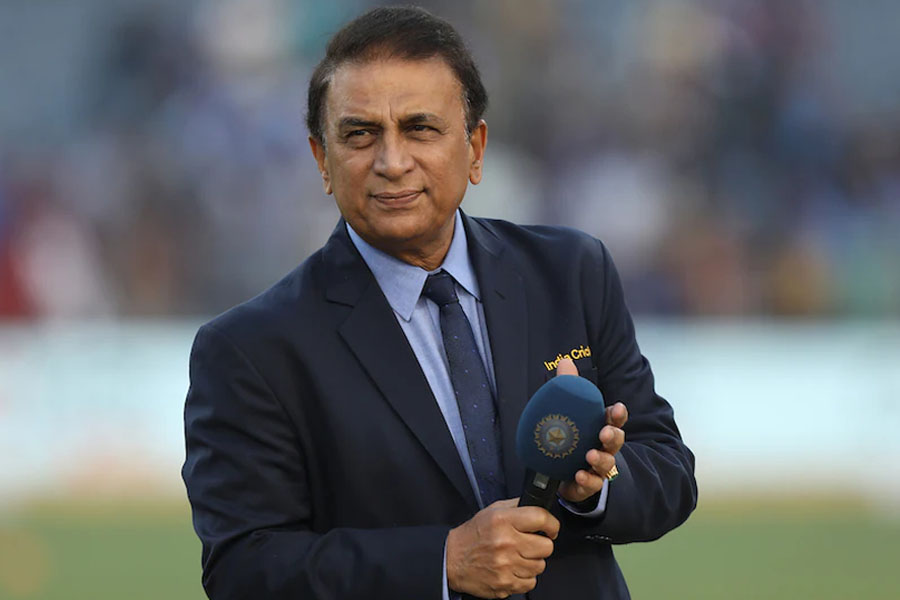 Former Pakistani cricketers hit out at Sunil Gavaskar as 'stupid' after his Asia Cup remarks