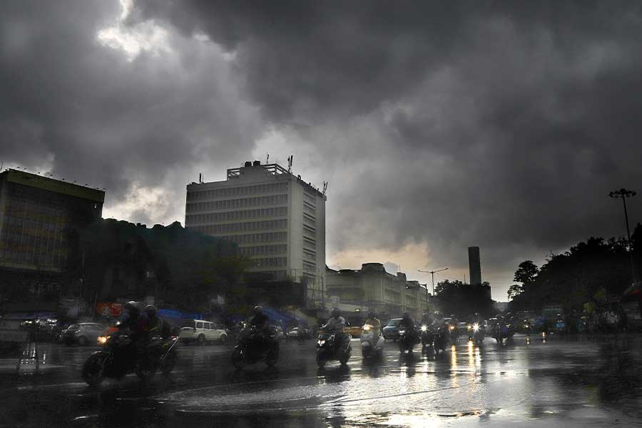 WB Weather Update: Met department predicts rain in evening