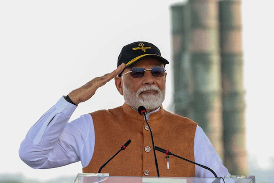 PM Modi's Pic In Front Of S-400 System At Adampur Base, A Message To Pakistan