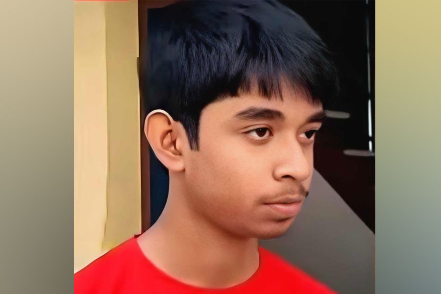 WBBSE Madhyamik Result 2025: Madhyamik Topper Adrit Sarkar taught by 9 private tutors