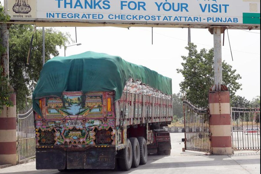 India gives special entry to 160 Afghanistan trucks via Attari-Wagah Border
