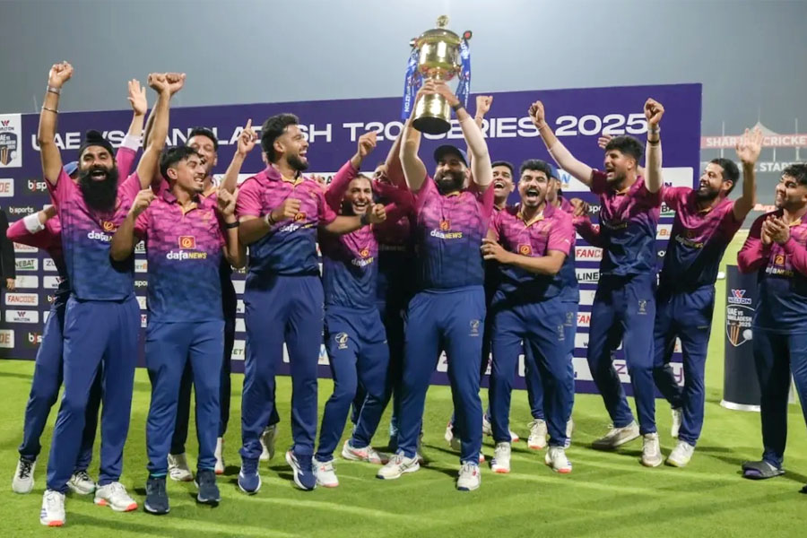 টাইগারদের এ কী হাল! আমিরশাহীর কাছেও সিরিজ খোয়াতে হল বাংলাদেশকে