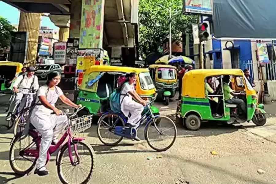 Traffic diversion in Behala for next 90 days