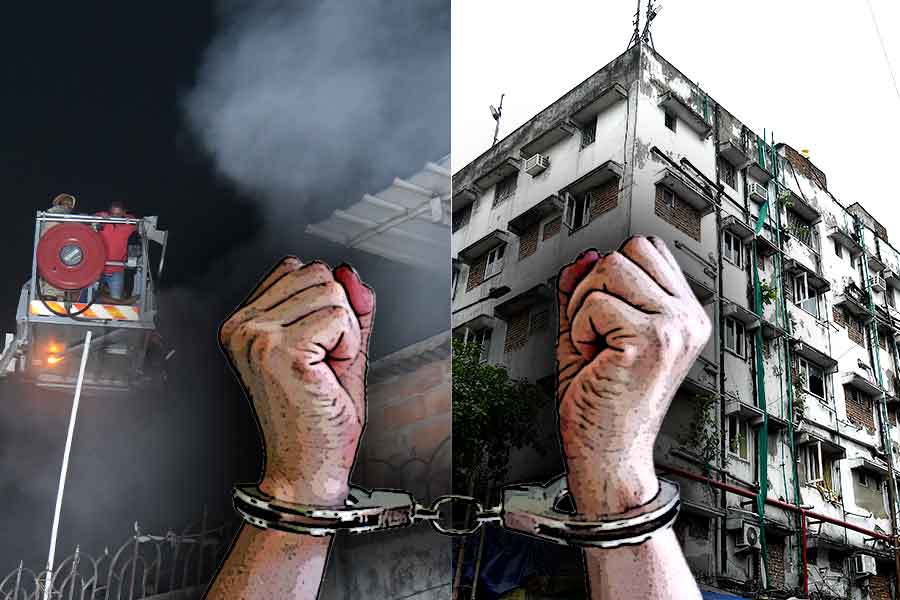 2 accused arrested in Burrabazar Fire