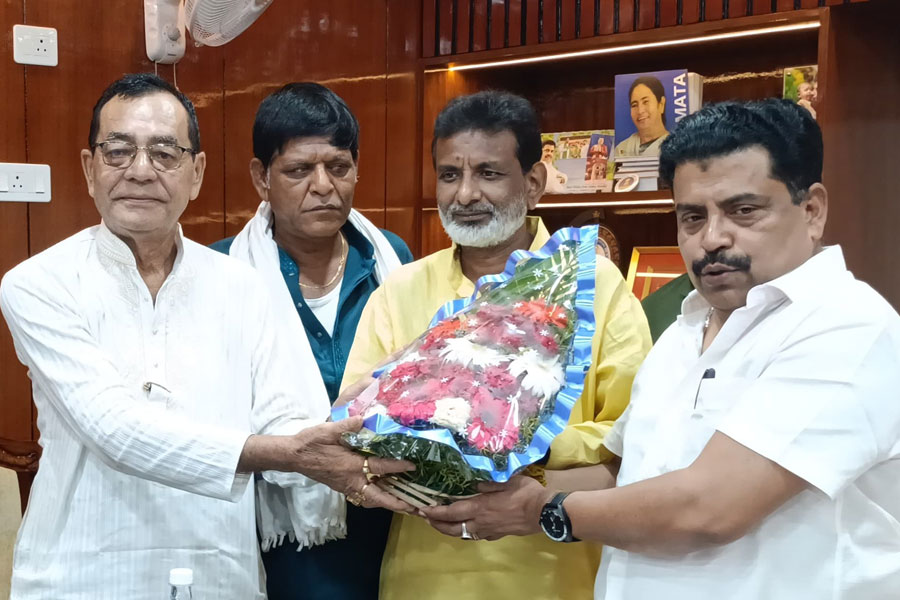 Dhiman Roy appointed as North 24 Parganas zila Parisad mentor