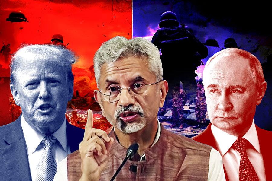 ভারত-পাকিস্তান যুদ্ধ-জল্পনার মধ্যেই ট্রাম্প-পুতিনকে কড়া বার্তা জয়শংকরের