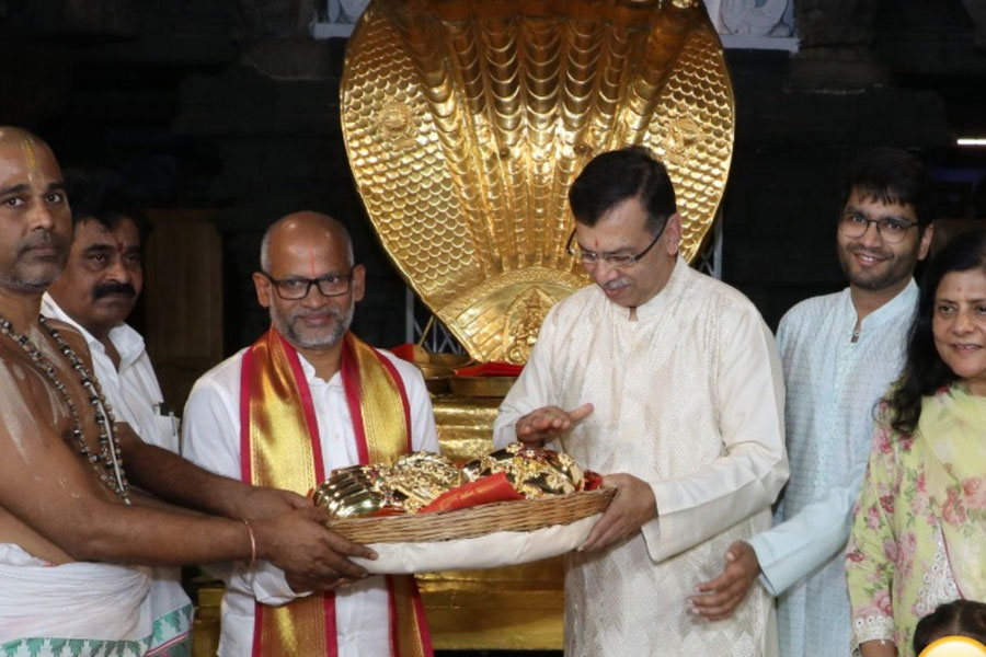 LSG Owner Sanjiv Goenka offers prayers at Tirupati Tirumala Lord Venkateswara temple