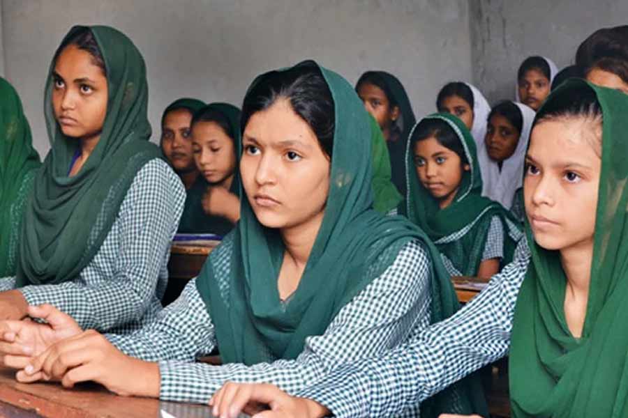 WB CM Mamata Banerjee congratulate High Madrasah examinee