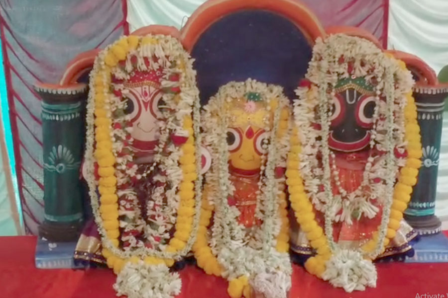 Puri Jagannath Temple theme of Durga puja in Hooghly
