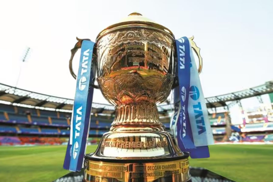 IPL 2025: Two time trophy winner Australian Cricketer Mitchell Johnson asks overseas players to skip IPL