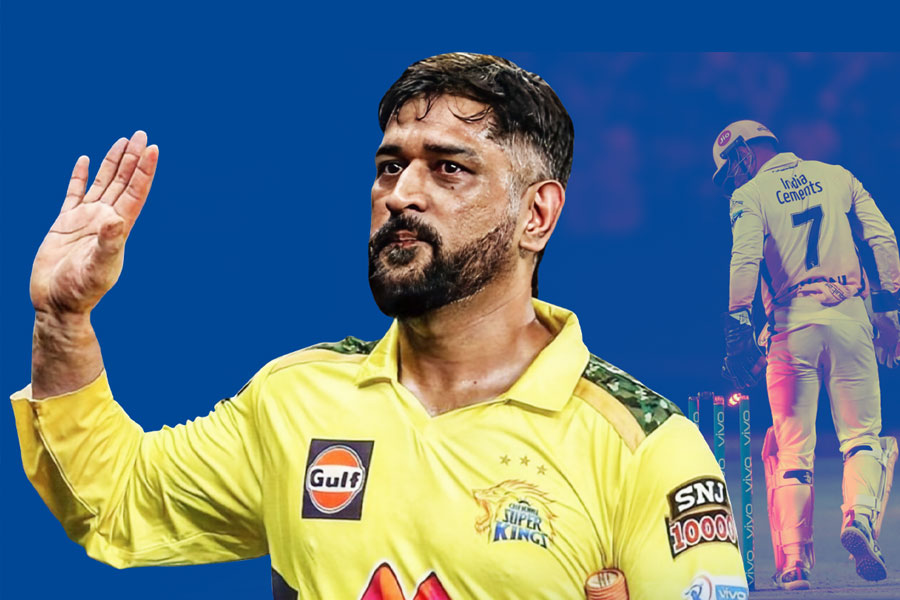 অভিমানে চলে যেও না, গোধূলিবেলায় ধোনিকে খোলাচিঠি