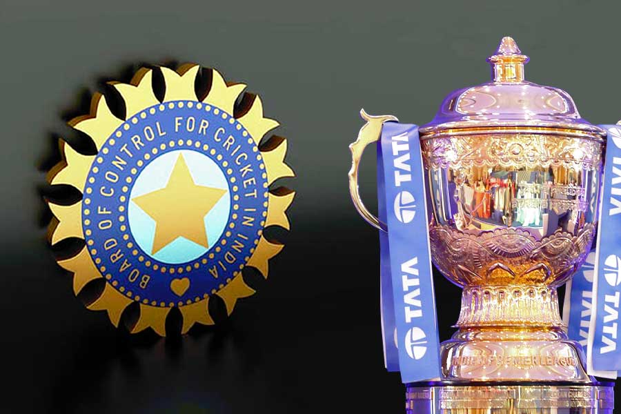 BCCI issues notice to IPL franchises on South African players
