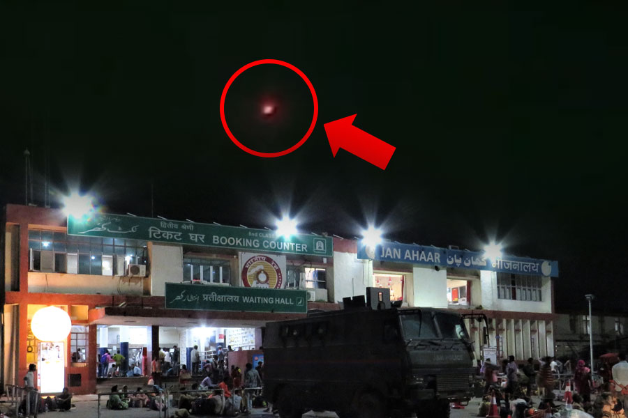 ব্ল্যাক আউটের মধ্যেই জম্মুতে পাক ড্রোনের হামলা