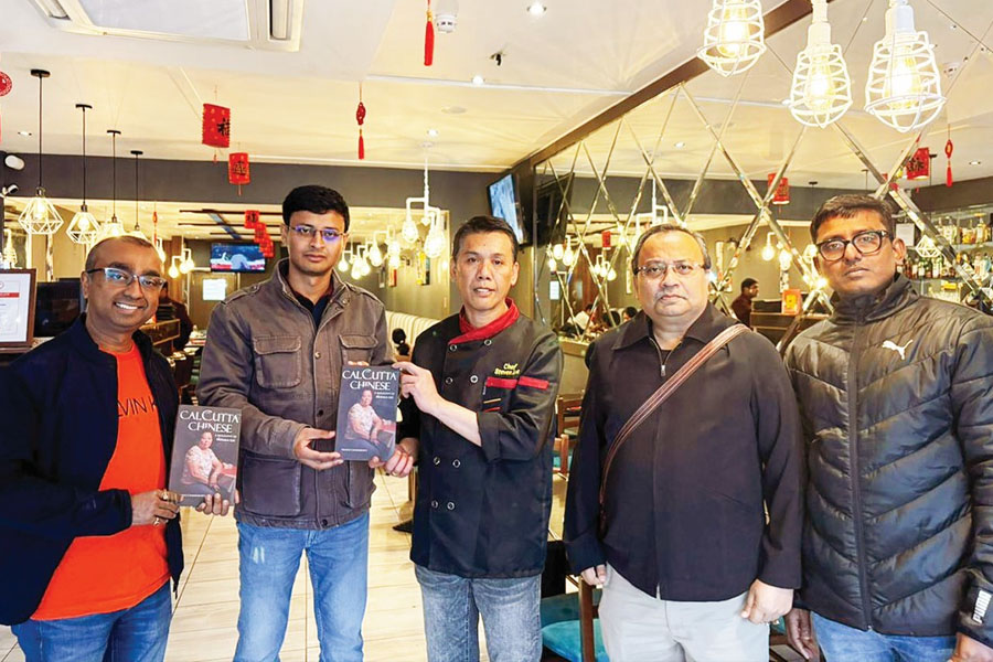 Indian and Chinese origins running restaurant together in London