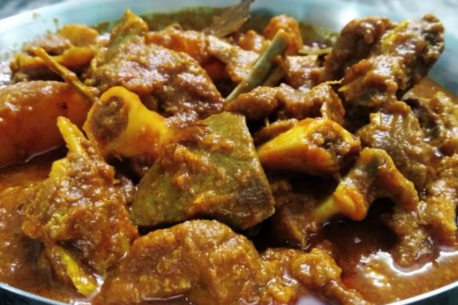 অভাবের সংসারে মাংস খাওয়া নিয়ে অশান্তি! স্বামীর হাতে ‘খুন’ বধূ