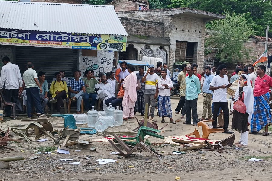 সমবায় ভোটে হাতাহাতি তৃণমূল-কংগ্রেসের, রণক্ষেত্র দৌলতাবাদ